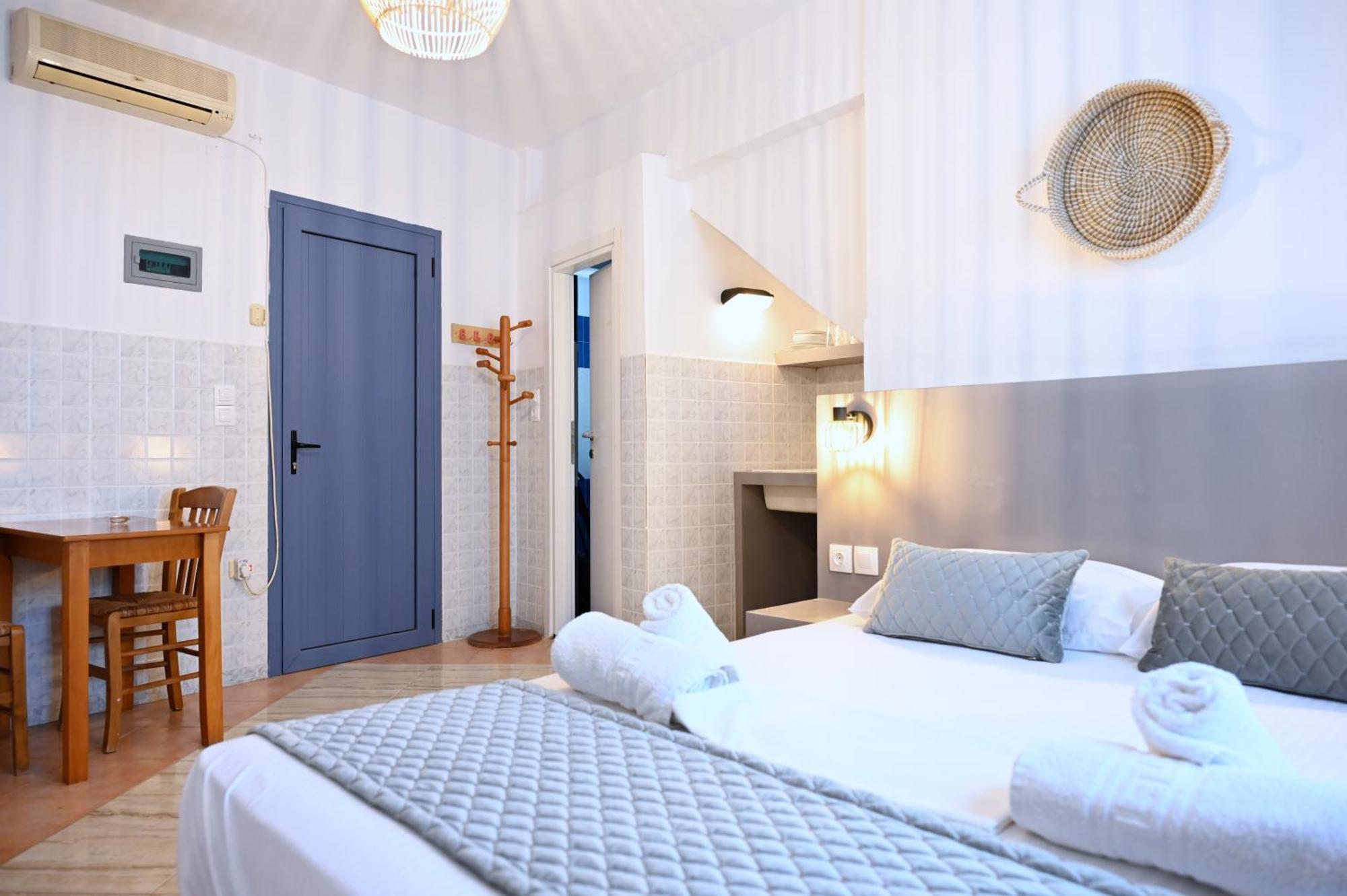 Oneiro Rooms Kythnos Kanala Екстериор снимка