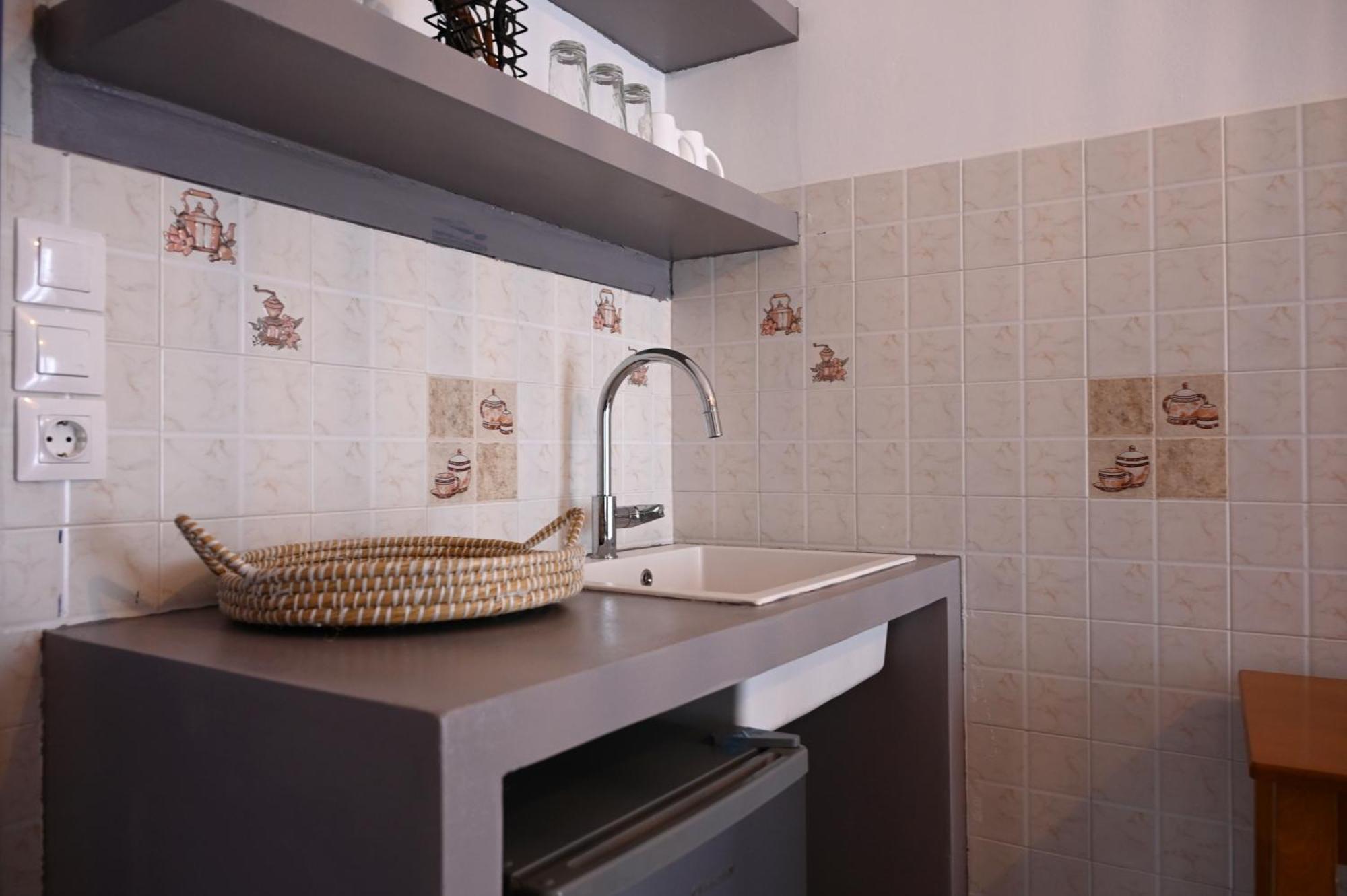 Oneiro Rooms Kythnos Kanala Екстериор снимка