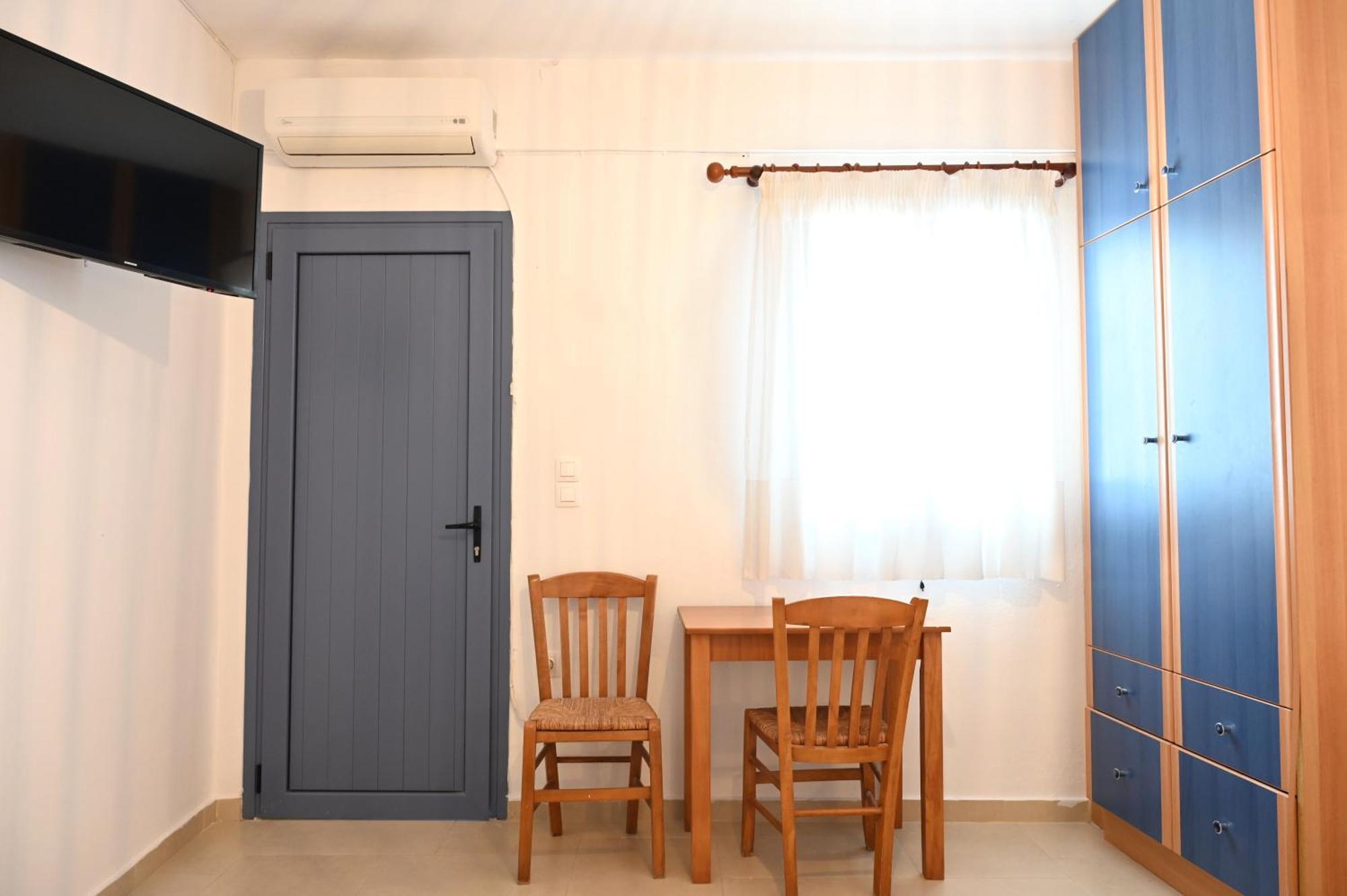 Oneiro Rooms Kythnos Kanala Екстериор снимка