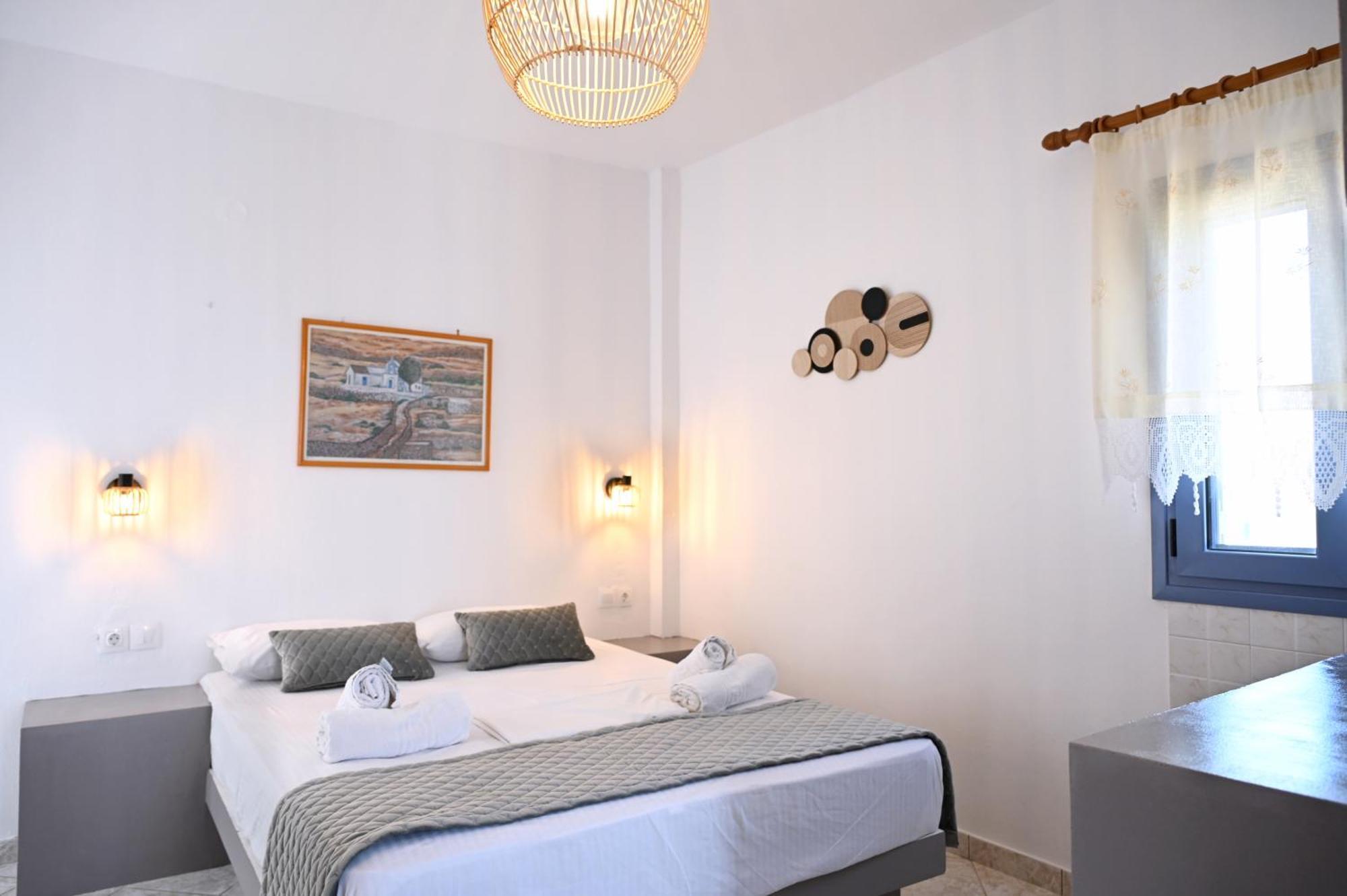 Oneiro Rooms Kythnos Kanala Екстериор снимка